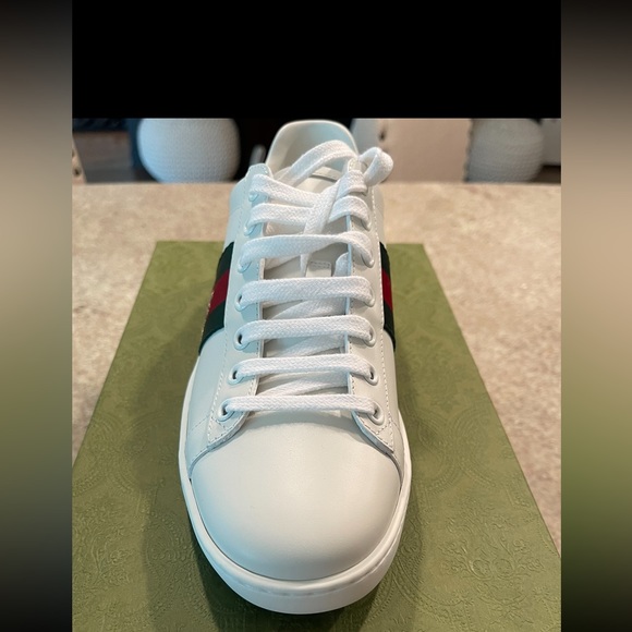 Brand New Gucci Ace Sneakers! - Picture 2 of 3